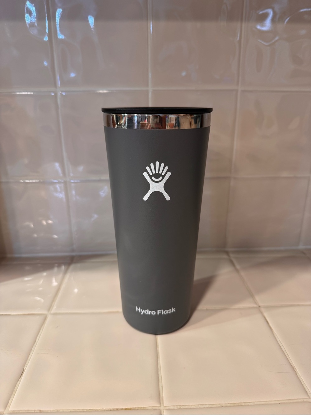 Hydro Flask Travel Tumbler in Matte Gray